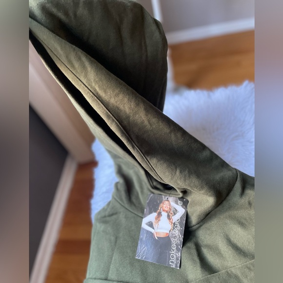 Naked wardrobe Cropped Hoodie 💚 - Picture 6 of 7